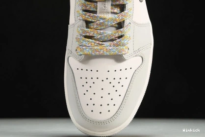 DX6070-101 Away Jordan SE Silver 1 Low Tear 1113